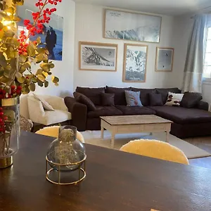 Apartamento Alpino Plaza De Andalucia A Pie De Pistas, Sierra Nevada